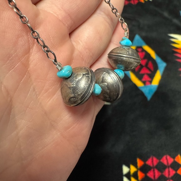 THE QUANAH TURQUOISE DIME NECKLACE - Picture 2 of 5